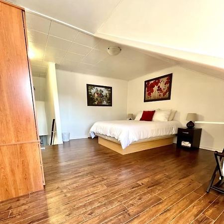 Metabetchouan Les Appartements Du Vieil Edifice מראה חיצוני תמונה