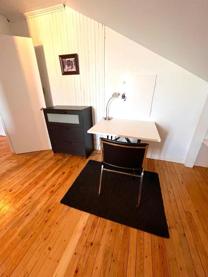 Metabetchouan Les Appartements Du Vieil Edifice מראה חיצוני תמונה